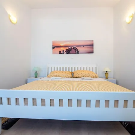 Jastad Apartment Kastela